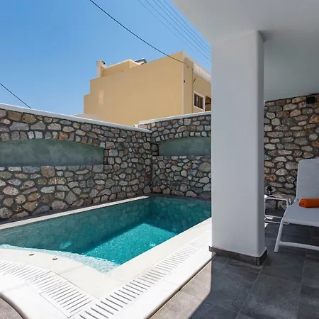 Villa Aurum Kamari (Santorini)