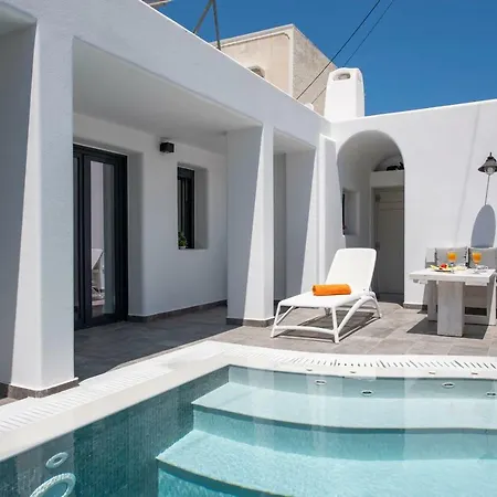 Aurum Villa *