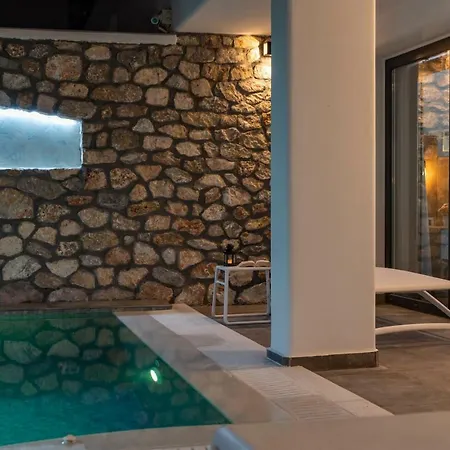 Aurum Villa