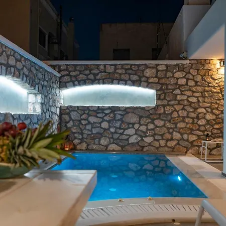 Aurum Villa *